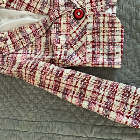 St. John jacket and skirt suit. - Picture 5 of 14